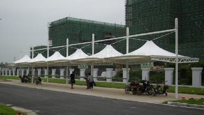 小區膜結構停車棚-深圳市燁興膜結構工程有限公司 小區膜結構停車棚.jpg