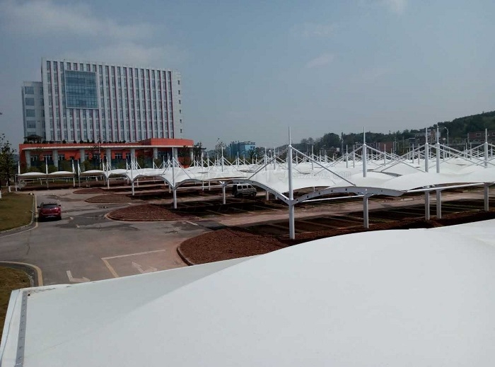張拉膜車棚-深圳市燁興膜結構工程有限公司 張拉膜車棚.jpg