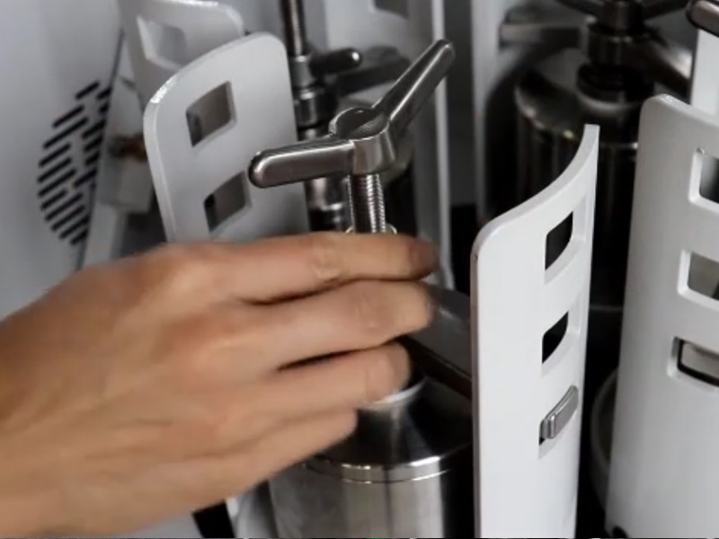 立式方形行星球磨機(jī)XQM-2-6安裝調(diào)試視頻2